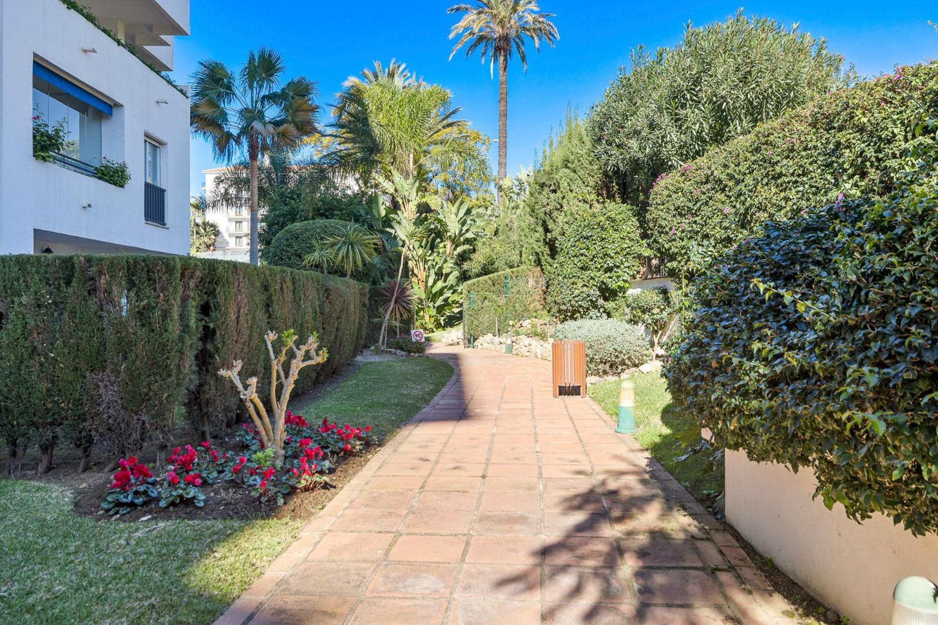 Charming And Spacious Apartment In Medina Garden - Puerto Banus Marbella Exterior foto